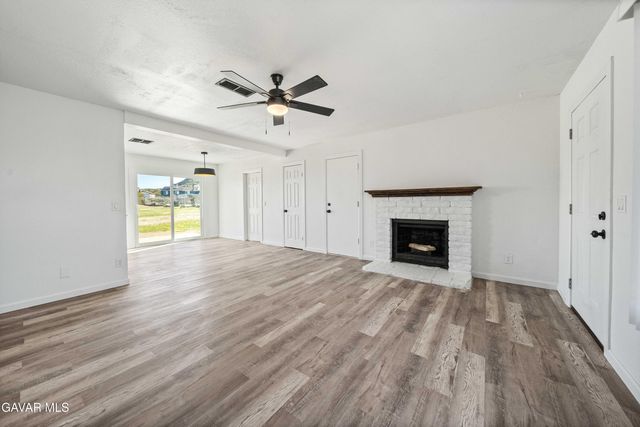 40054 Ridgemist Street, Palmdale, CA 93591