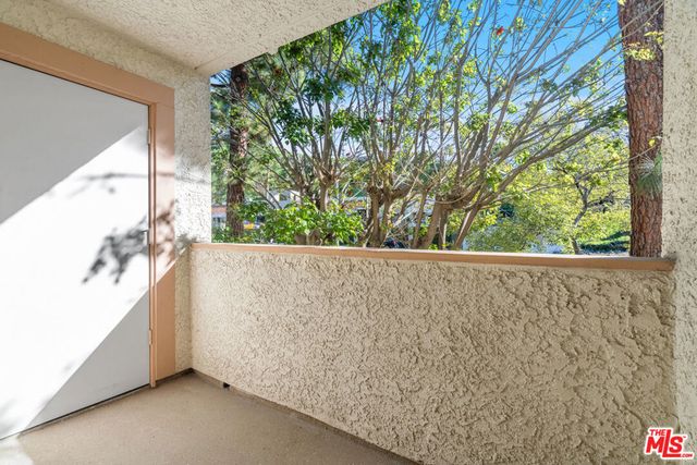 501 Palisades Drive 205, Pacific Palisades, CA 90272