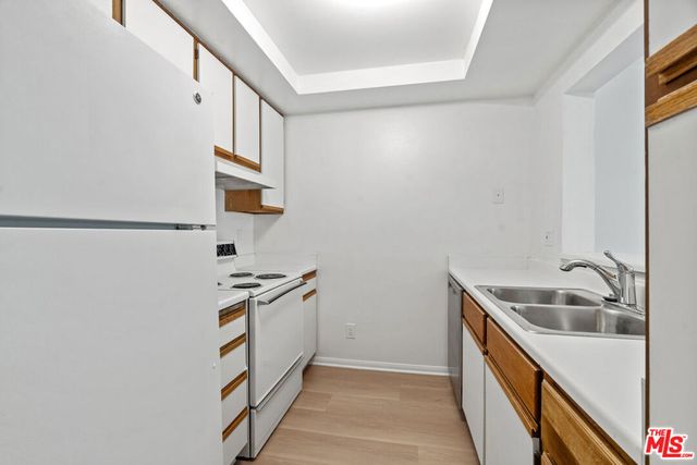 501 Palisades Drive 205, Pacific Palisades, CA 90272