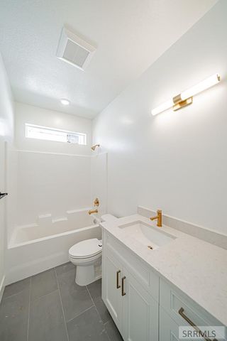 414 Sage Lakes Blvd, Idaho Falls, ID 83401