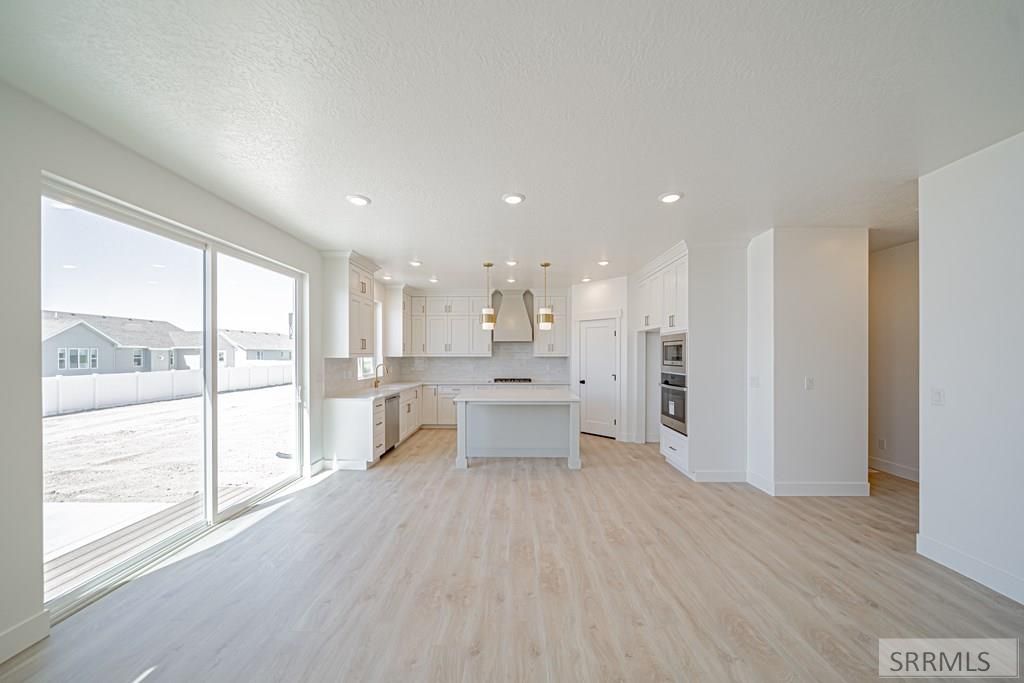 Image 12 of property listing at 414 Sage Lakes Blvd, Idaho Falls, ID 83401