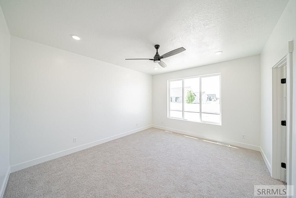Image 23 of property listing at 414 Sage Lakes Blvd, Idaho Falls, ID 83401