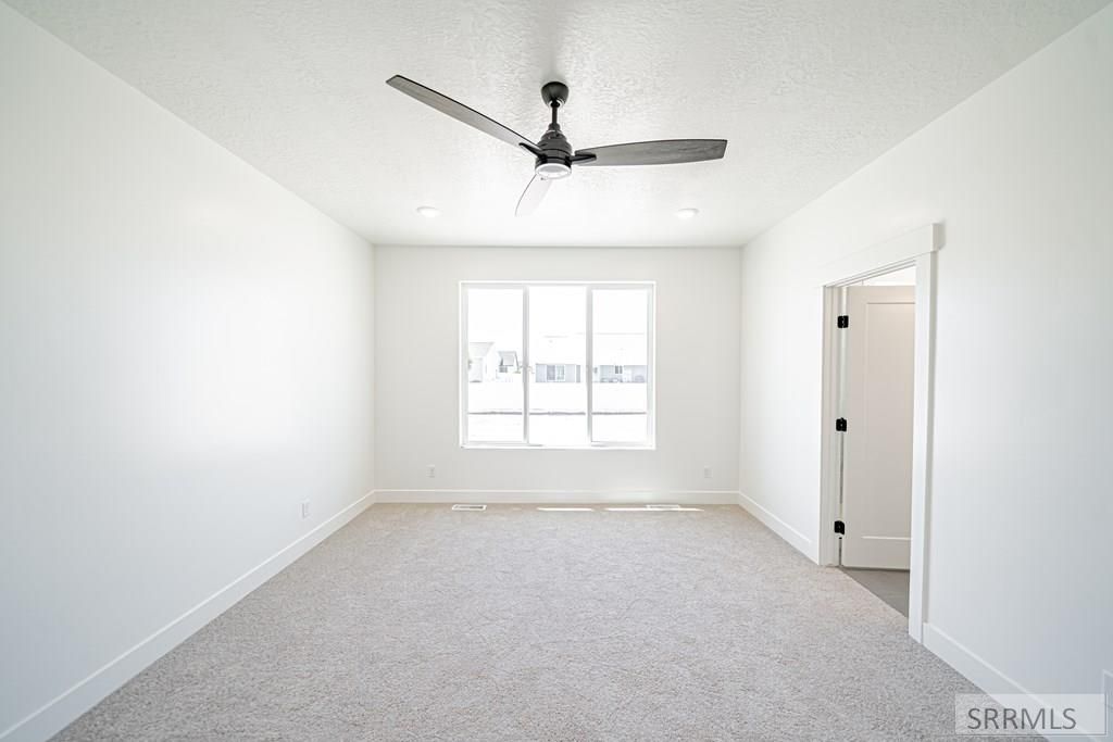 Image 24 of property listing at 414 Sage Lakes Blvd, Idaho Falls, ID 83401