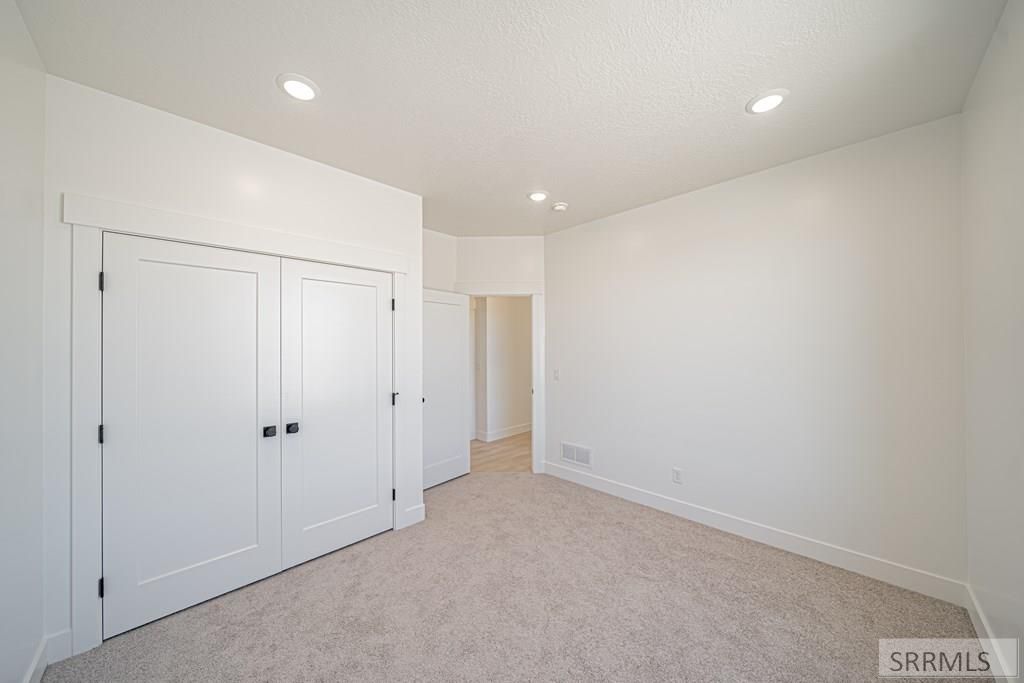 Image 32 of property listing at 414 Sage Lakes Blvd, Idaho Falls, ID 83401