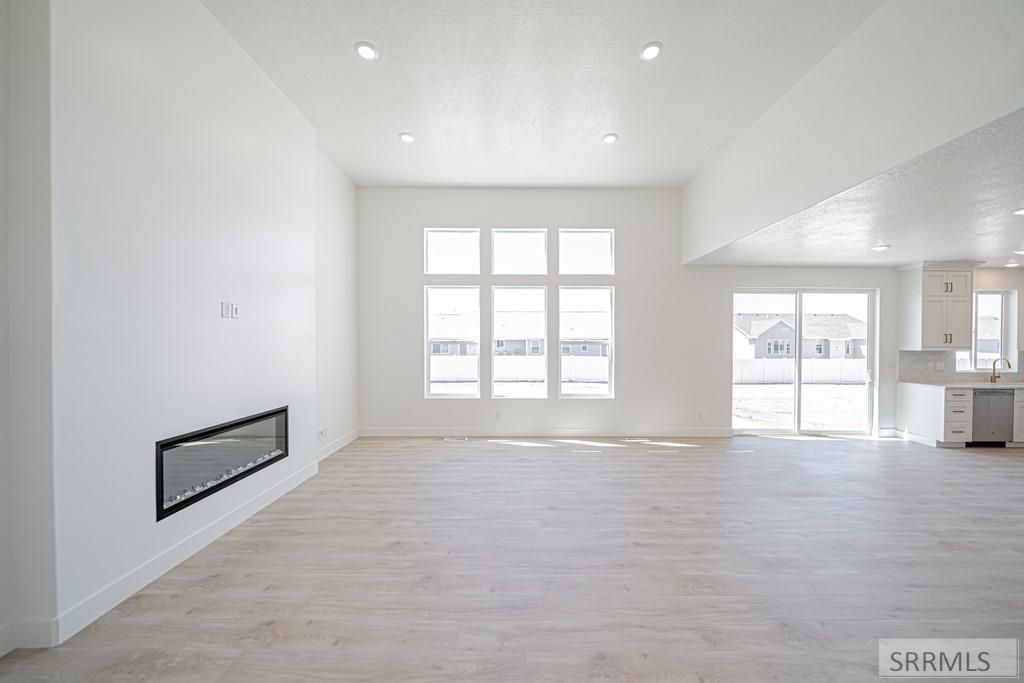 Image 7 of property listing at 414 Sage Lakes Blvd, Idaho Falls, ID 83401