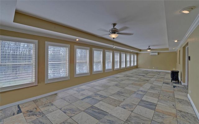 197 Woodland Way, Dewy Rose, GA 30634