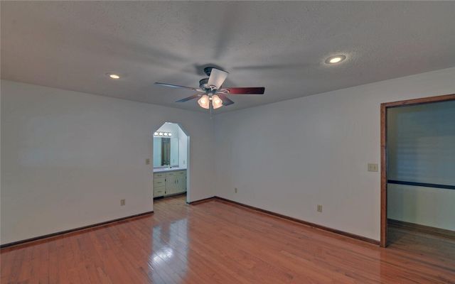 197 Woodland Way, Dewy Rose, GA 30634