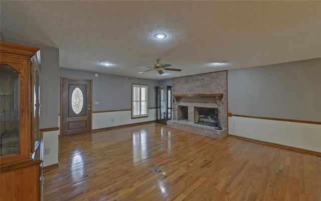 197 Woodland Way, Dewy Rose, GA 30634