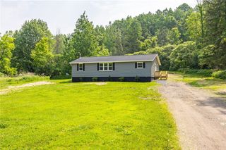 4414 Hall Center Rd, Marion, NY 14568