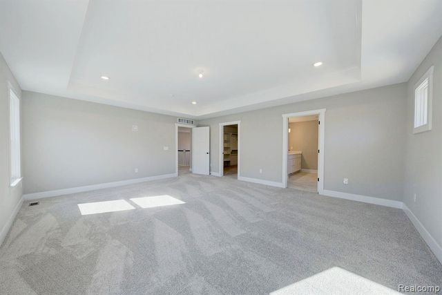 614 Round Rock Drive, Howell, MI 48843