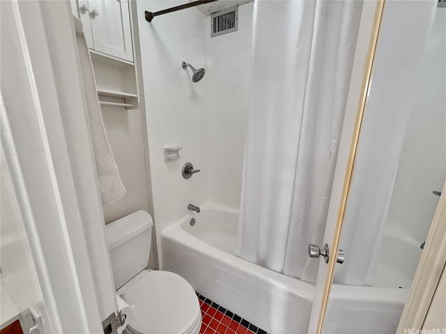 1630 Liholiho Street 1810, Honolulu, HI 96822