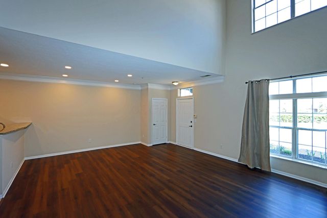 6017 Craughwell Lane, Dublin, OH 43017