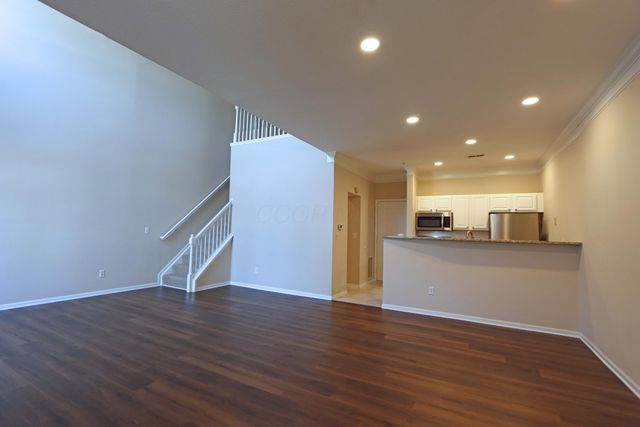 6017 Craughwell Lane, Dublin, OH 43017