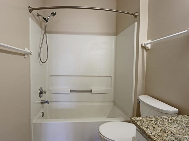 6017 Craughwell Lane, Dublin, OH 43017