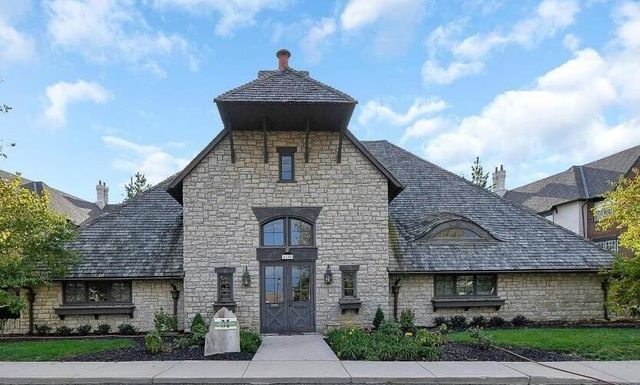 6017 Craughwell Lane, Dublin, OH 43017