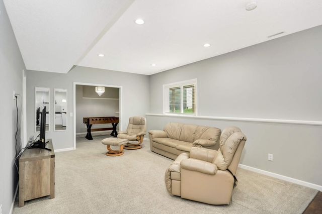 11779 Harvest Path, Woodbury, MN 55129