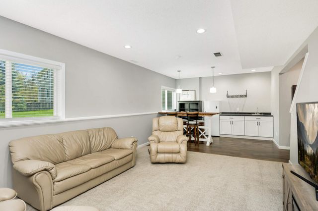 11779 Harvest Path, Woodbury, MN 55129