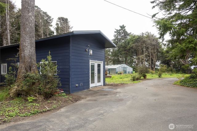 4631 State Route 109, Moclips, WA 98562