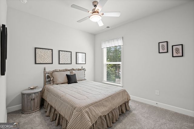 900 Ravenwood Way, Canton, GA 30115