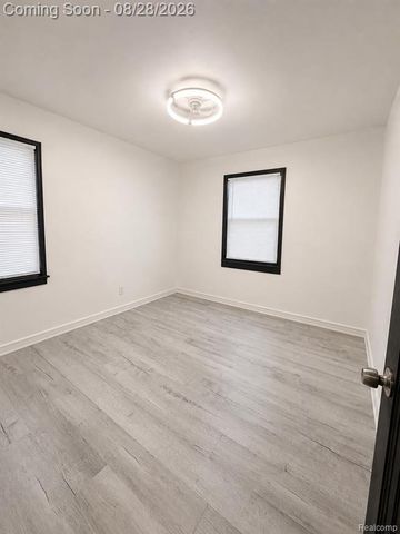 948 Hubbard Avenue, Flint, MI 48503