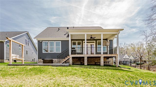 8672 Terroir Ln, New Kent, VA 23124