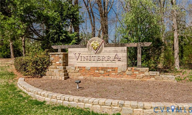 8672 Terroir Ln, New Kent, VA 23124