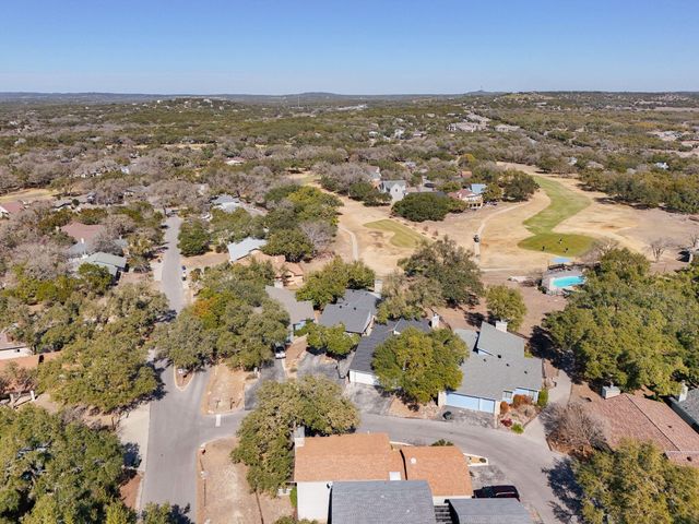 213 Overlook CT, Wimberley, TX 78676