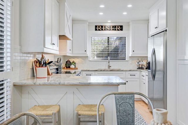 213 Overlook CT, Wimberley, TX 78676