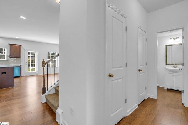 209 Hartwood Lake Lane, Greer, SC 29650