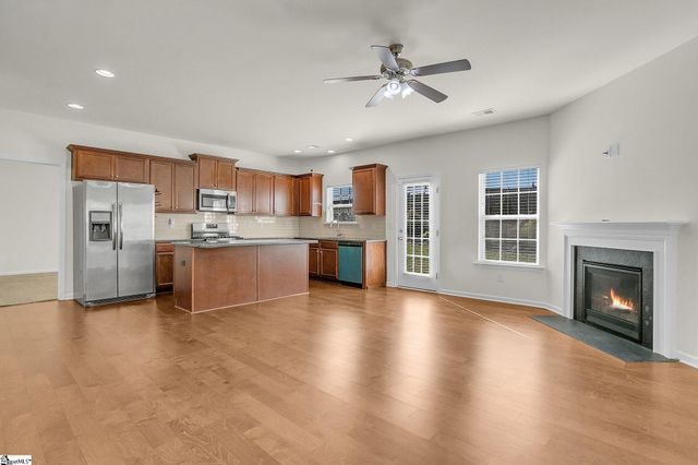 209 Hartwood Lake Lane, Greer, SC 29650