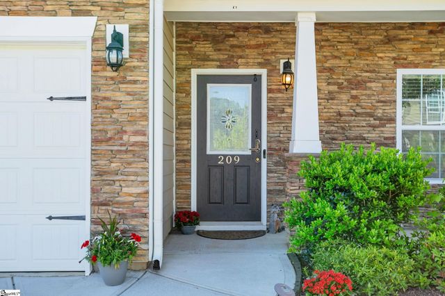 209 Hartwood Lake Lane, Greer, SC 29650