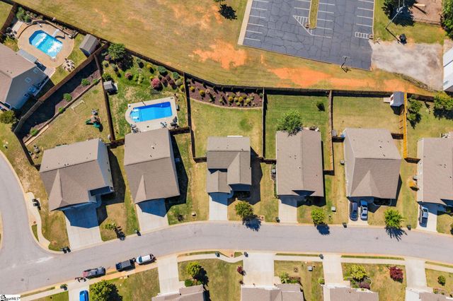 209 Hartwood Lake Lane, Greer, SC 29650