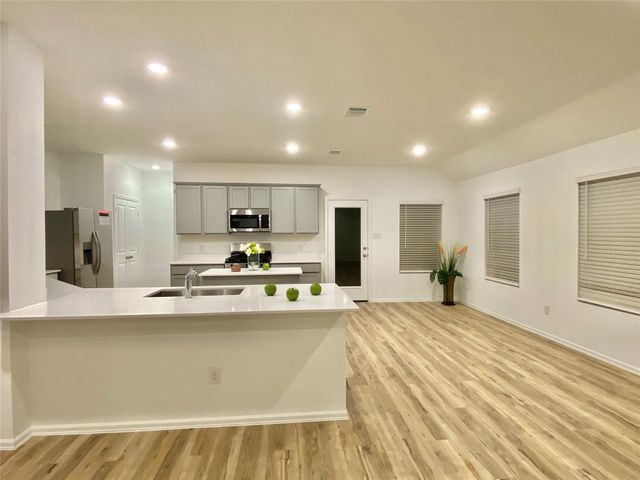 3724 Moss Hill Road, Rosenberg, TX 77469