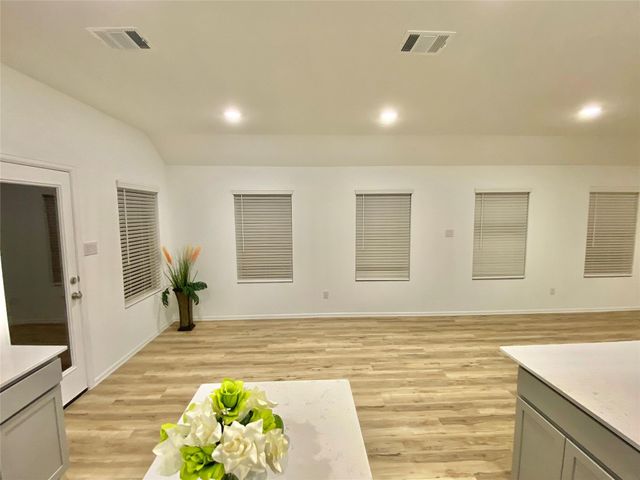 3724 Moss Hill Road, Rosenberg, TX 77469