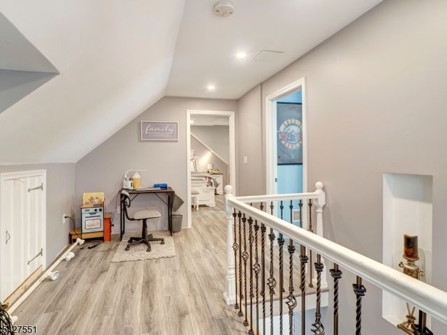 382 Douglas Rd, Roselle Boro, NJ 07203