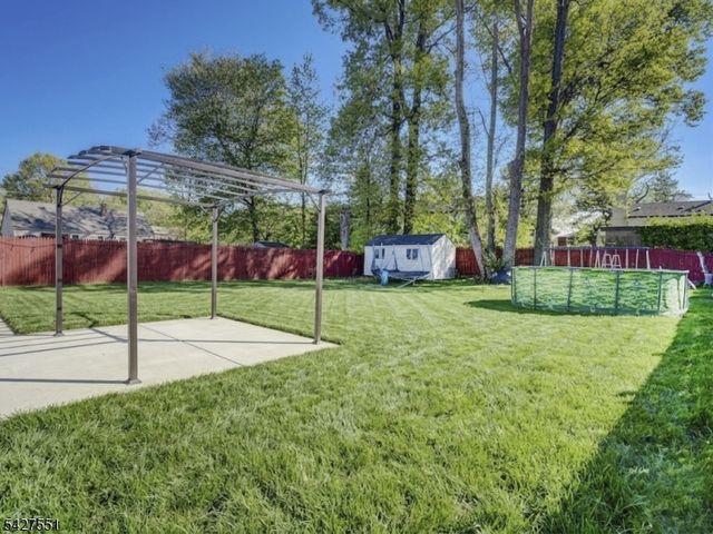 382 Douglas Rd, Roselle Boro, NJ 07203