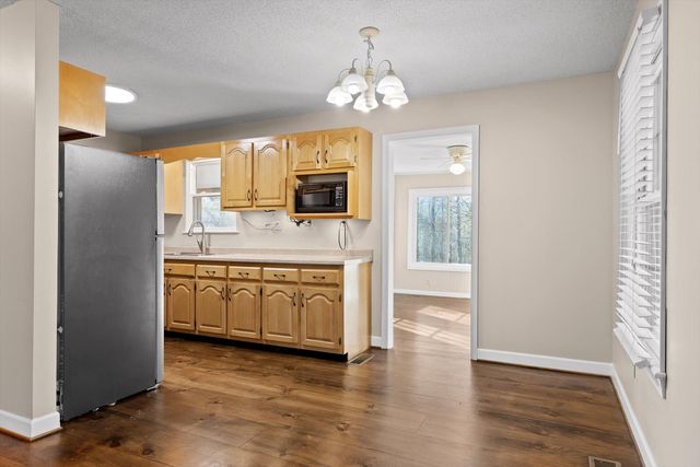 1025 Mount Olive Road, Lookout Mountain, GA 30750