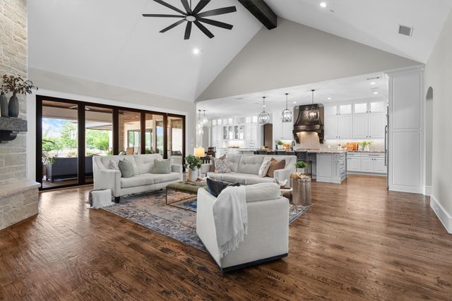 200 Kylie Lane, Copper Canyon, TX 76226