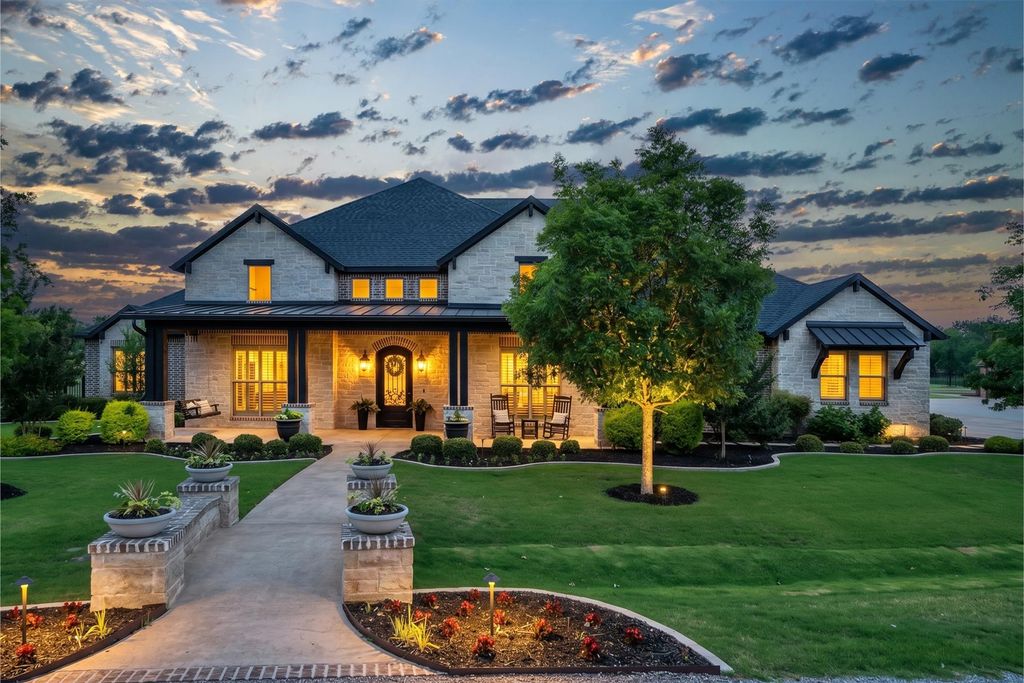 200 Kylie Lane, Copper Canyon, TX 76226