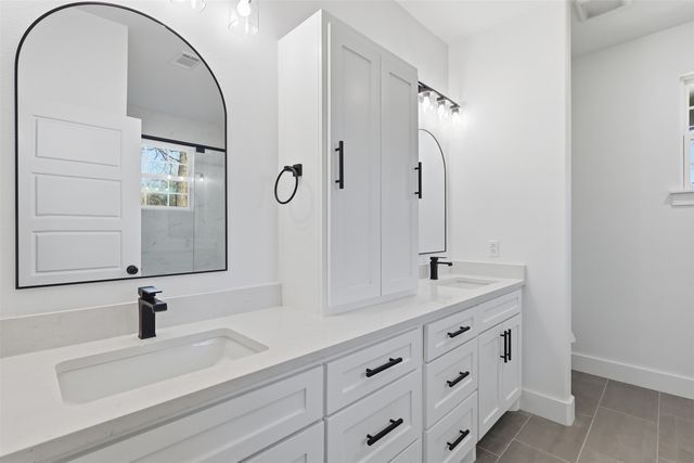 7694 Portwood Road, Azle, TX 76020