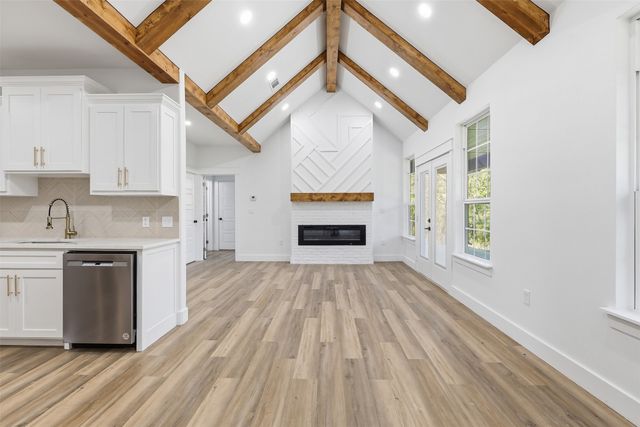 7694 Portwood Road, Azle, TX 76020