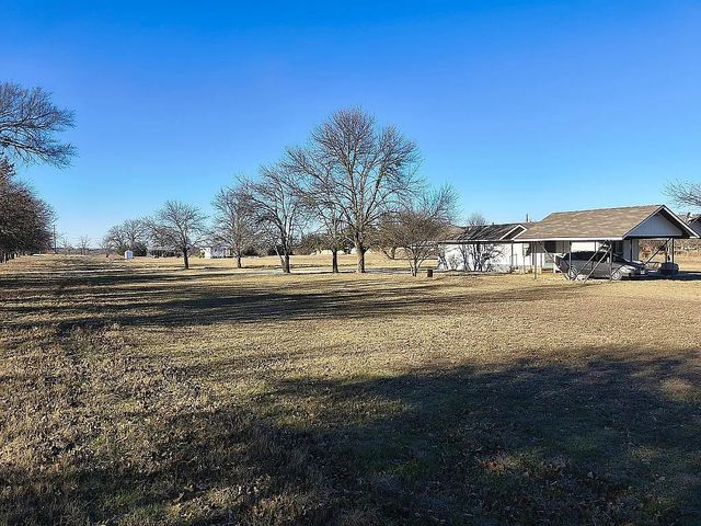 1250 Winn Road, Bowie, TX 76230