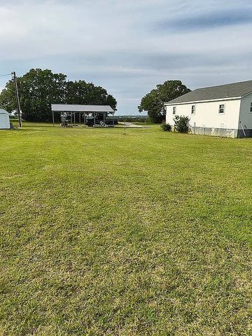 1250 Winn Road, Bowie, TX 76230