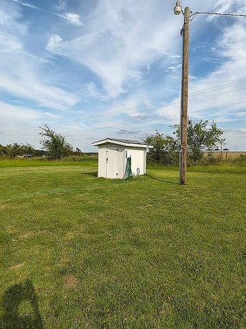 1250 Winn Road, Bowie, TX 76230