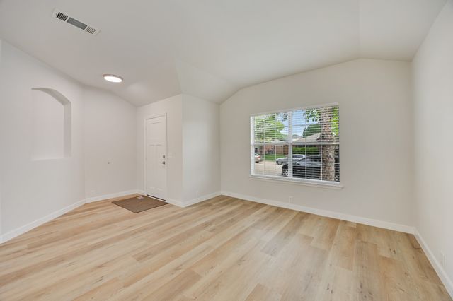 7127 Larkin Drive, Dallas, TX 75227