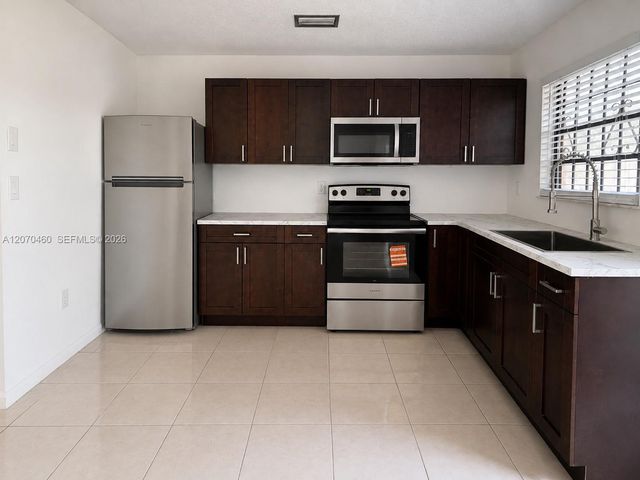 2484 NW 101st Street 2484, Miami, FL 33147