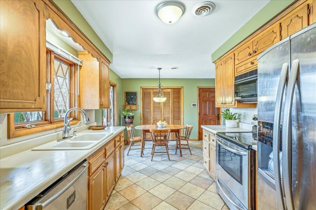 171 Rice Creek Terrace NE, Fridley, MN 55432