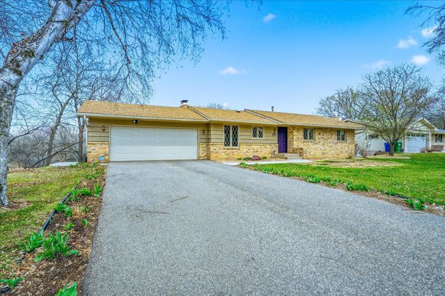 171 Rice Creek Terrace NE, Fridley, MN 55432