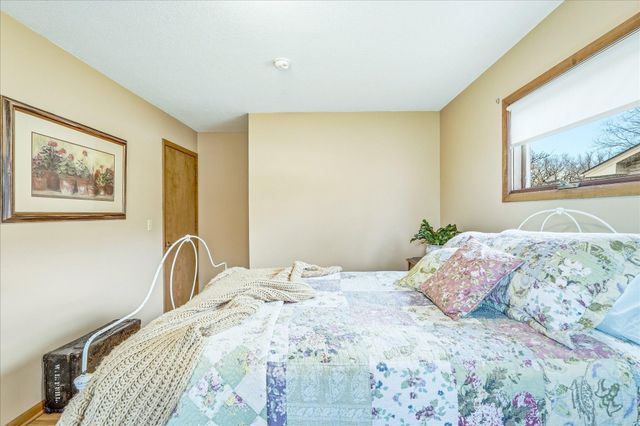 171 Rice Creek Terrace NE, Fridley, MN 55432