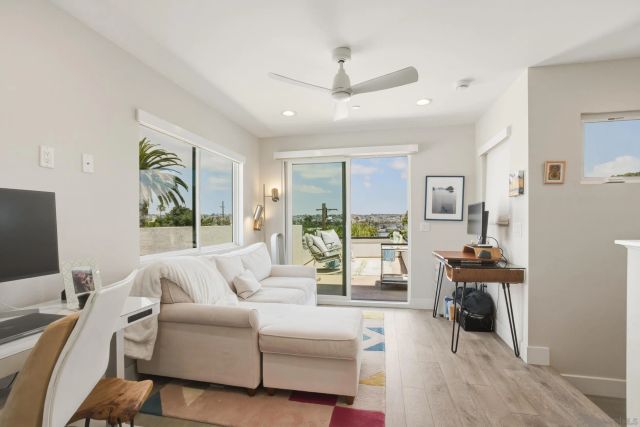 4028 Shasta St, San Diego, CA 92109